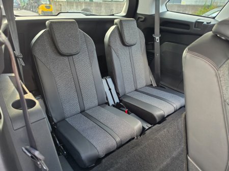 2018 Peugeot 5008 - photo 12