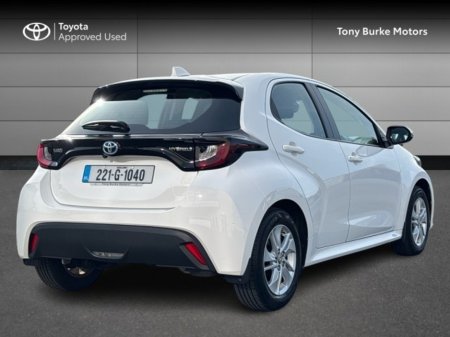2020 Toyota Yaris - photo 2