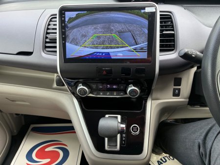 2018 Nissan Serena - photo 25
