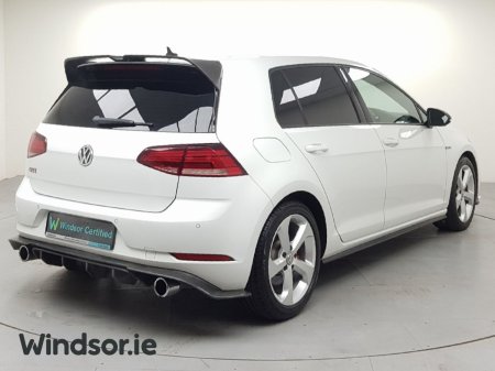 2018 Volkswagen Golf - photo 2