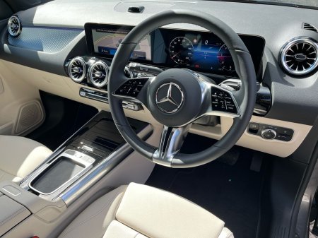 2026 Mercedes-Benz GLA - photo 9