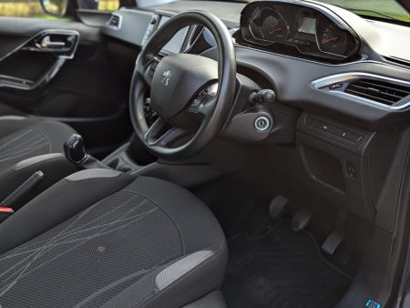 2014 Peugeot 208 - photo 8