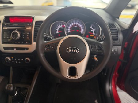 2017 Kia Venga - photo 15