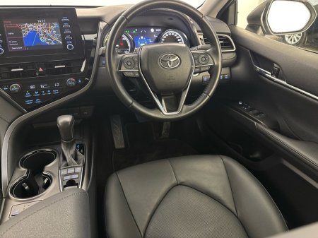 2022 Toyota Camry - photo 9
