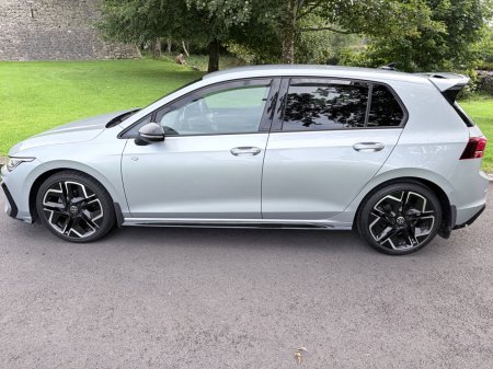 2025 Volkswagen Golf - photo 3
