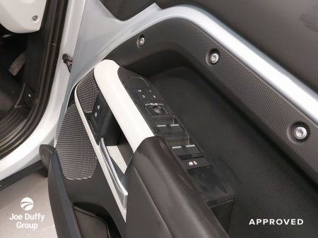 2024 Land Rover Defender - photo 25