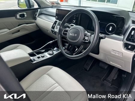 2023 Kia Sorento - photo 2