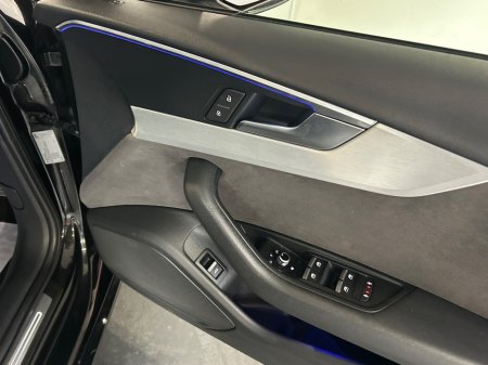 2017 Audi A4 - photo 12