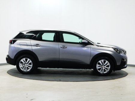 2018 Peugeot 3008 - photo 2