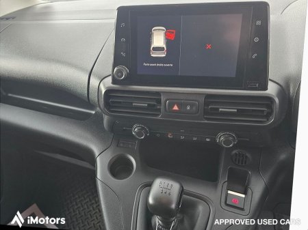 2022 Vauxhall Combo - photo 13
