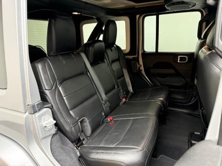 2020 Jeep Wrangler - photo 13