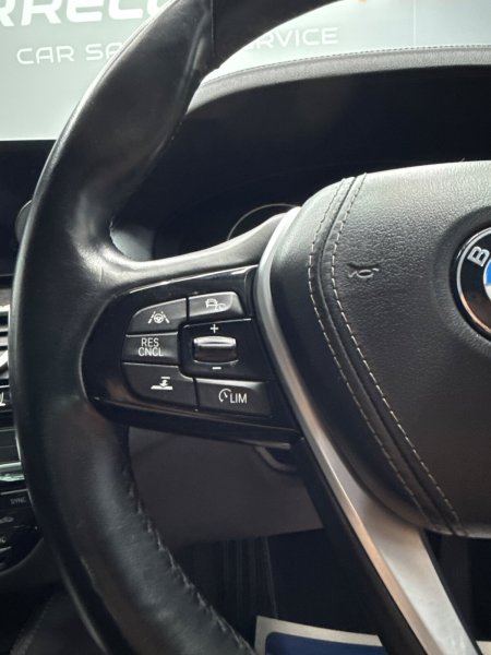 2018 BMW 5-Series - photo 12
