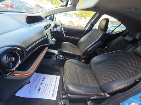 2015 Toyota Aqua - photo 13