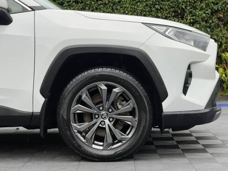 2023 Toyota RAV4 - photo 9