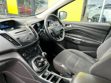 2018 Ford Kuga - photo 2