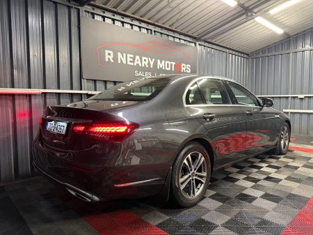 2021 Mercedes-Benz E-Class - photo 3