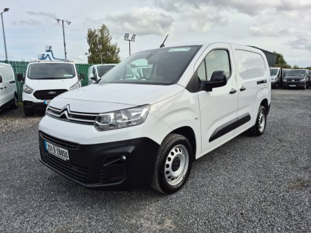 2023 Citroen Berlingo - photo 2
