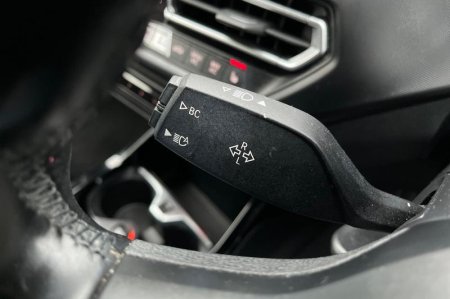 2022 BMW 1-Series - photo 14