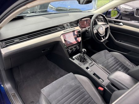 2019 Volkswagen Passat - photo 13