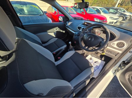 2012 Renault Clio - photo 10