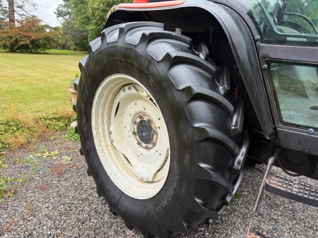2004 Valtra 8050 - photo 8