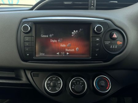 2016 Toyota Yaris - photo 19