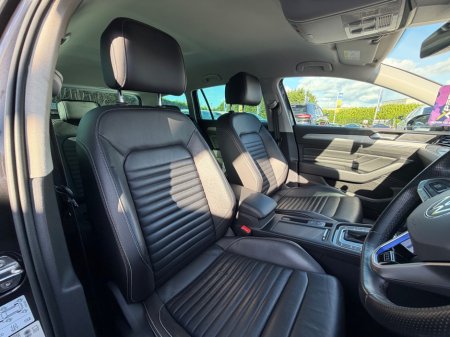 2022 Volkswagen Passat - photo 16