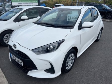 2021 Toyota Yaris Hybrid Aura