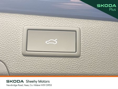 2025 Skoda Superb - photo 10