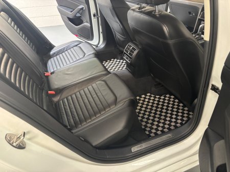 2018 Volkswagen Passat - photo 19