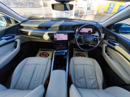 2020 Audi e-tron - photo 19