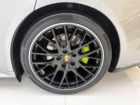 2018 Porsche Panamera - photo 9