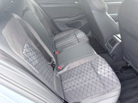 2025 Volkswagen Golf - photo 16