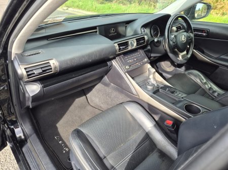 2015 Lexus IS - photo 22