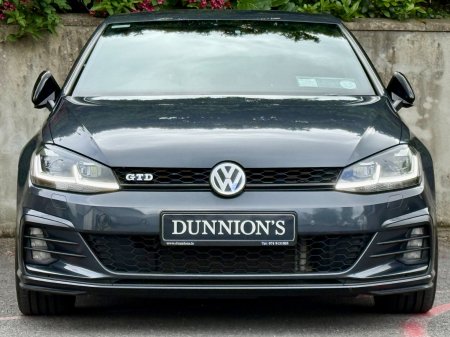 2019 Volkswagen Golf - photo 2