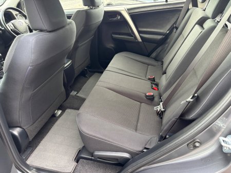 2016 Toyota RAV4 - photo 12
