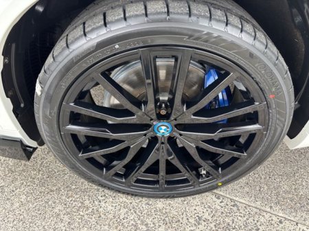 2023 BMW X5 - photo 23