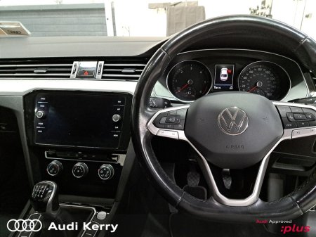2021 Volkswagen Passat - photo 22