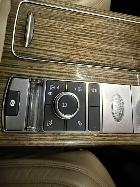 2018 Land Rover Range Rover - photo 18