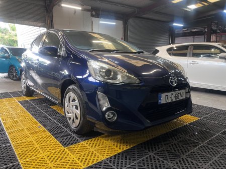 2017 Toyota Aqua Hybrid
