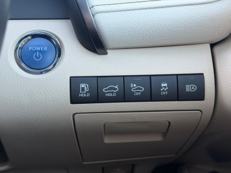 2019 Toyota Camry - photo 26