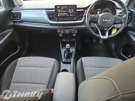 2024 Kia Stonic - photo 2