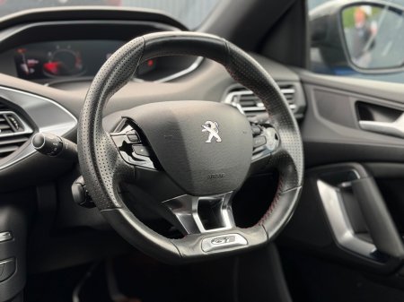 2021 Peugeot 308 - photo 12
