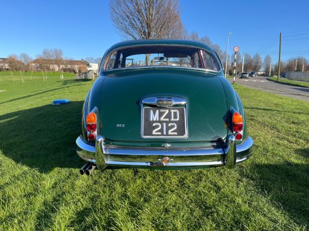 1962 Jaguar MK2 - photo 4