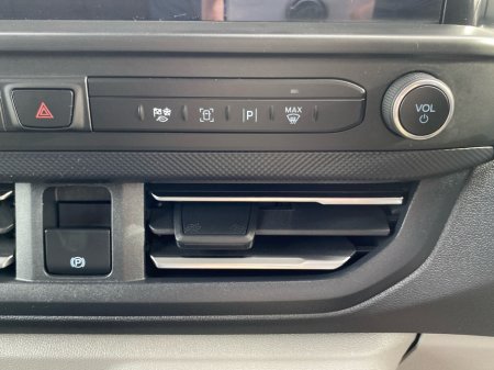 2025 Ford Transit Custom - photo 17