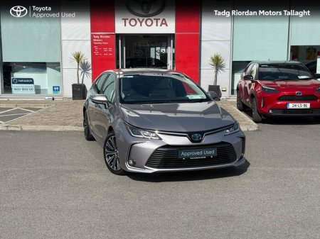 2021 Toyota Corolla HYBRID LUNA SPORT SALOON