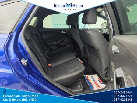 2017 Ford Focus - photo 16