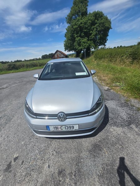2019 Volkswagen Golf - photo 2