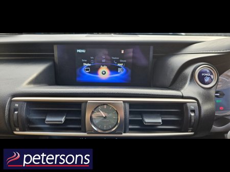 2017 Lexus IS - photo 27