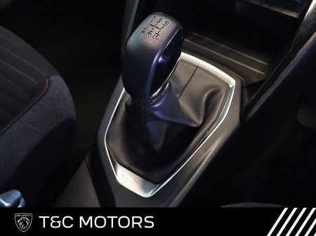 2022 Peugeot 208 - photo 8